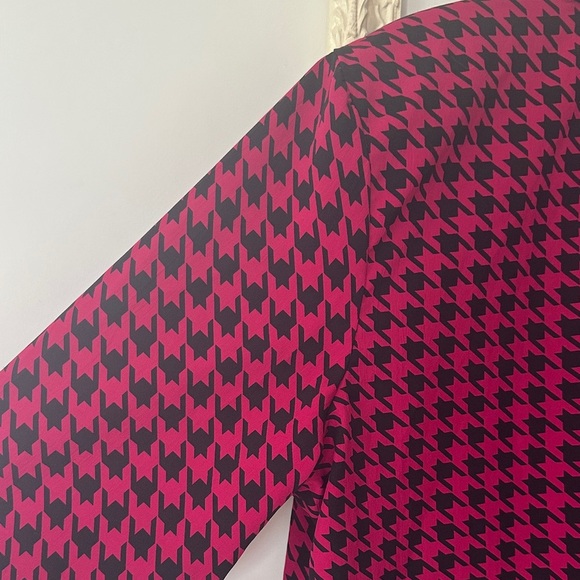 FAIR SET | Vintage Satin Houndstooth Women's Top - Picture 11 of 13